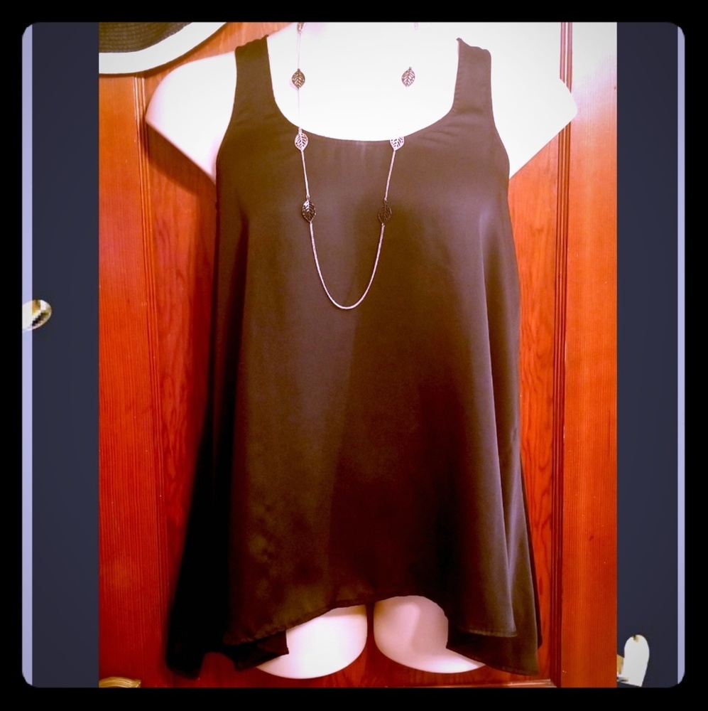 EXPRESS razorback tank top - black